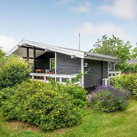 Vakantiehuis Awesome In With Kitchen